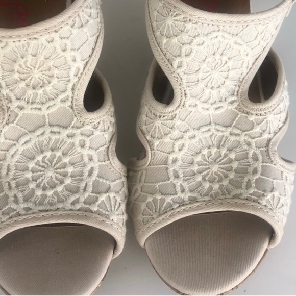 Beautiful EUC Women’s Jellypop Lisbon Wedge Sandals Size 10M - Picture 3 of 10